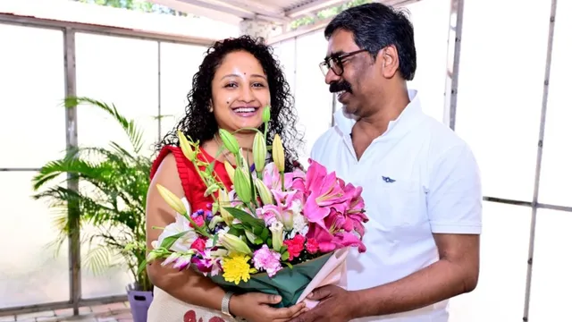 ‘मेरी जीवन संगिनी और सबसे बड़ी ताकत…’ CM हेमंत सोरेन ने पत्नी कल्पना सोरेन को दी जन्मदिन की बधाई, भावुक पोस्ट हुआ वायरल