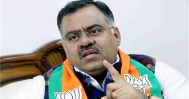 प्रधानमंत्री पर टिप्पणी को लेकर सियासी घमासान तेज: तरुण चुग का कांग्रेस पर तीखा प्रहार, बयान को बताया लोकतांत्रिक मर्यादा पर हमला