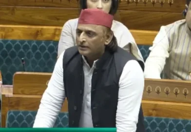 महिला आरक्षण बिल पर लोकसभा में तीखी बहस, अखिलेश यादव का सवाल—BJP शासित राज्यों में कितनी महिला मुख्यमंत्री?