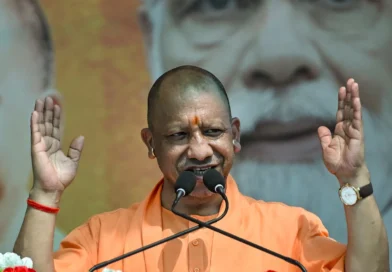 बंगाल दौरे पर सीएम योगी का तीखा हमला, बोले- 4 मई के बाद टीएमसी के गुंडों को छिपने की जगह नहीं मिलेगी