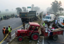 तेज रफ्तार डंपर ने ट्रैक्टर-ट्रॉली को मारी भीषण टक्कर, एक ही परिवार के चार लोगों की मौत, 17 घायल