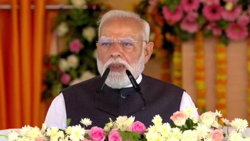 PM Modi slams opposition, NDA election victories, Self-reliant India campaign, Global energy crisis India impact, Gujarat development projects.