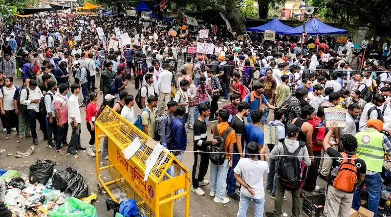CJP-सरकार की आज निर्णायक बैठक, जंतर-मंतर पर बढ़ी हलचल; दोपहर 12:30 बजे संविधान क्लब में होगी आमने-सामने की वार्ता
