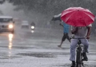 यूपी में फिर जोर पकड़ेगा मॉनसून, 3 दिन भारी से बहुत भारी बारिश का अलर्ट, 6 डिग्री तक गिरेगा तापमान