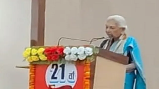 राज्यपाल आनंदीबेन पटेल ने दी नई शिक्षा की सीख, बोलीं- पांचवीं तक मातृभाषा में पढ़ाई और छठी से कौशल विकास पर हो फोकस