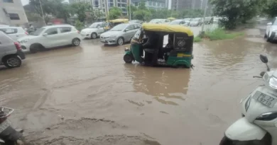 उत्तर भारत में बारिश का रेड अलर्ट! चंडीगढ़-पंजाब में मौसम का कहर, हिमाचल में 250 से ज्यादा सड़कें बंद, मोरनी में भूस्खलन का खतरा