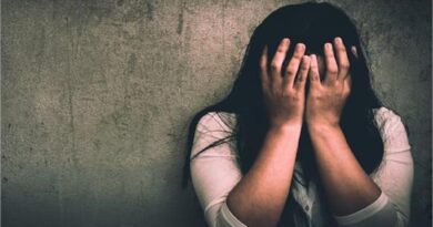 नौकरी का झांसा, फिर बेहोश कर दुष्कर्म का आरोप; वीडियो वायरल करने और तेजाब फेंकने की धमकी से डरी महिला